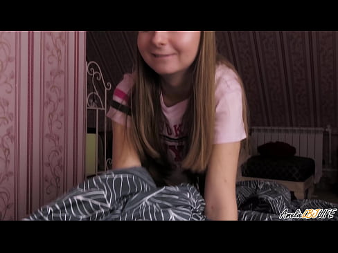 ❤️ Tarraingíonn Blondie BFF go domhain uirthi agus faigheann sí cum ina béal ❌ Porn na Rúise ag ga.https-tubsexer.ru ❌️